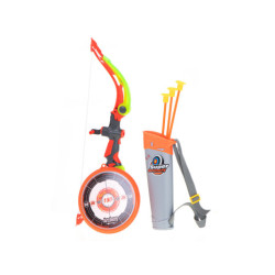 Luk so šípmi a streleckou súpravou s terčom