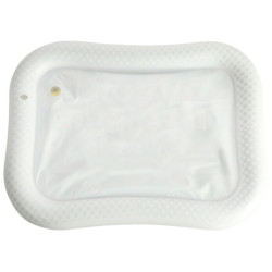 Vodná nafukovacia podložka kontrastná čierna a biela šachovnica 65 cm x 50 cm