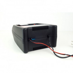 AMiO Nabíjačka auto/moto batérií 12V 12A (32-90Ah) SBC-12A